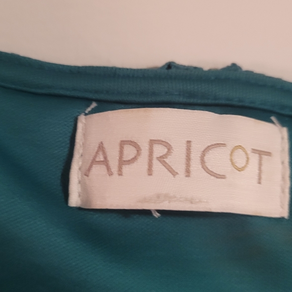 Apricot Turquois lace dress - Picture 3 of 4